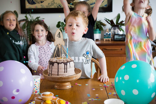 How to Choose the Perfect Birthday Party T-Shirt for Your Little One?